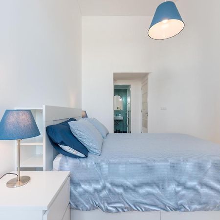 Guestready - Modern Stay In Downtown ポルト エクステリア 写真
